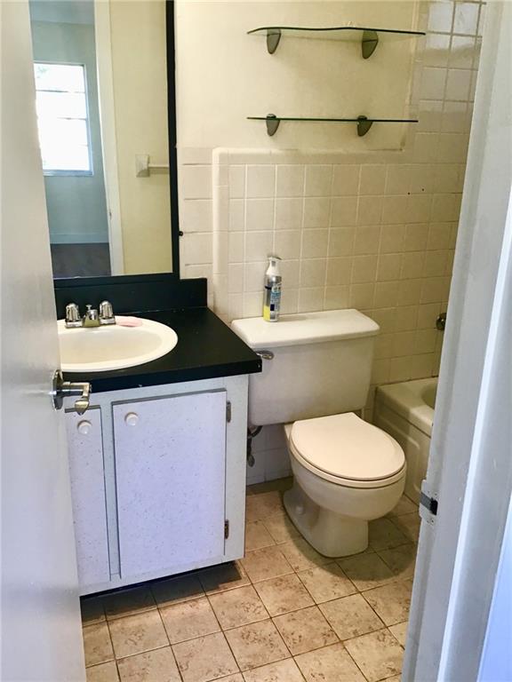 APRIL MIST CONDO - Residential Lease