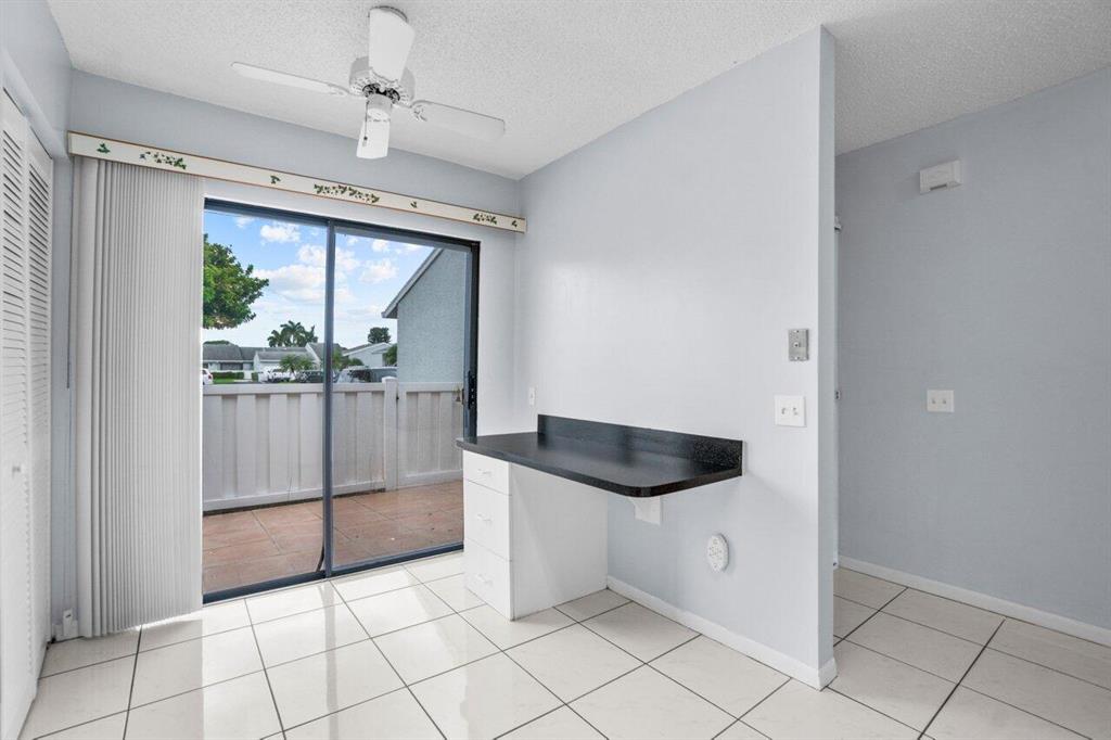 ARBOURS II OF THE PALM BEACHES CONDO - Residential