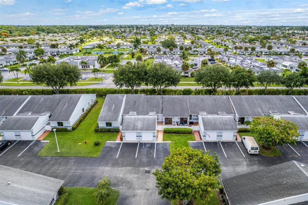 ARBOURS II OF THE PALM BEACHES CONDO - Residential