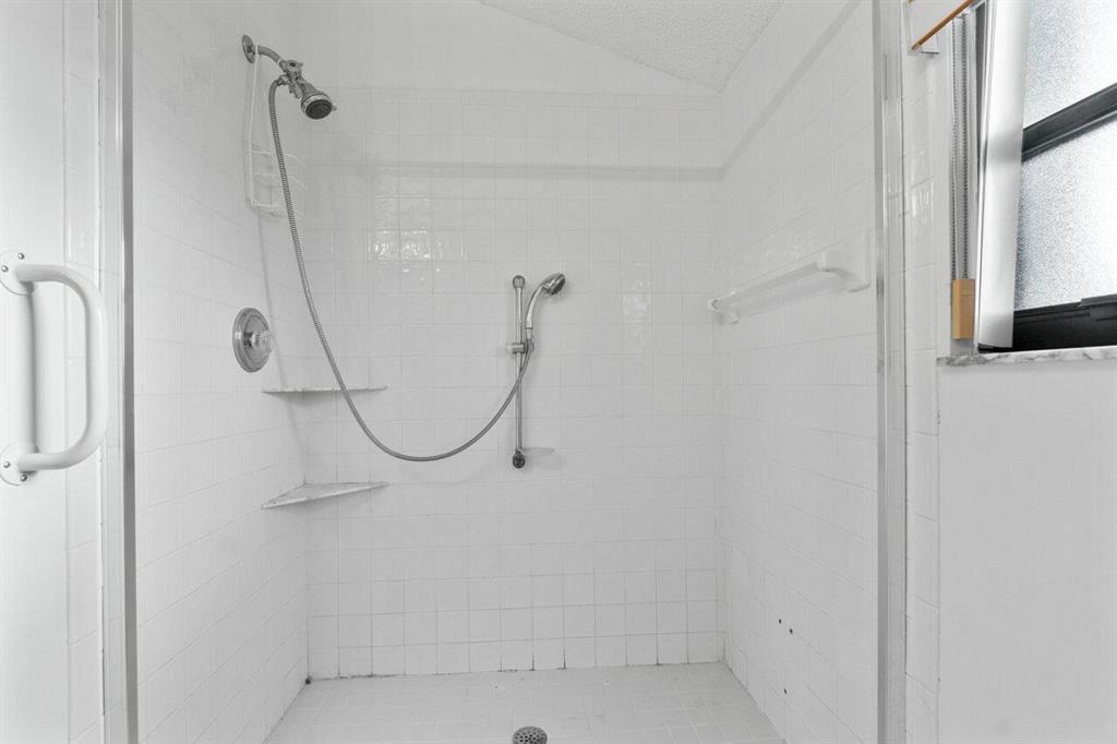 ARBOURS II OF THE PALM BEACHES CONDO - Residential