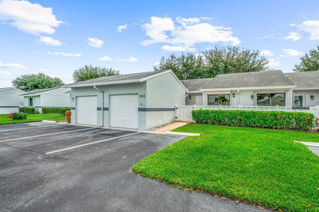 ARBOURS II OF THE PALM BEACHES CONDO - Residential