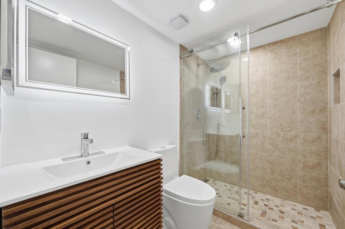 KINGS POINT NORMANDY CONDOS - Residential