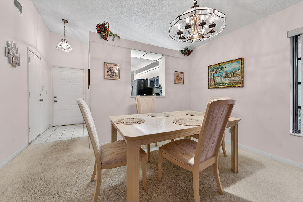 HUNTINGTON POINTE - Residential