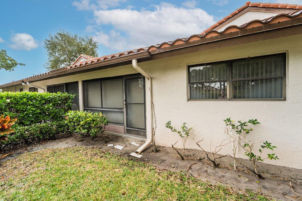 6259 Kings Gate Circle