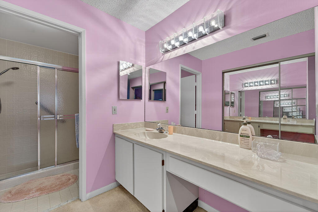 HUNTINGTON POINTE - Residential