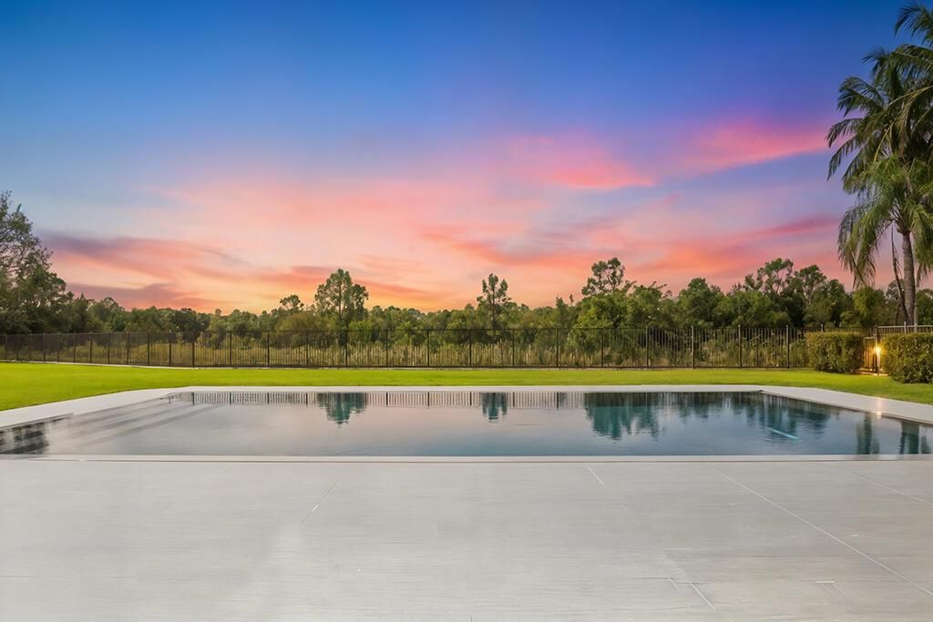 Photo of 13001 Brynwood, Palm Beach Gardens, FL 33418 (MLS # R11130872)