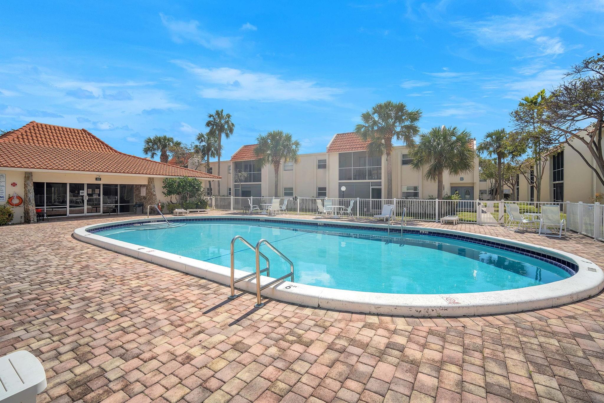 Deerfield Pines Condo - Residential