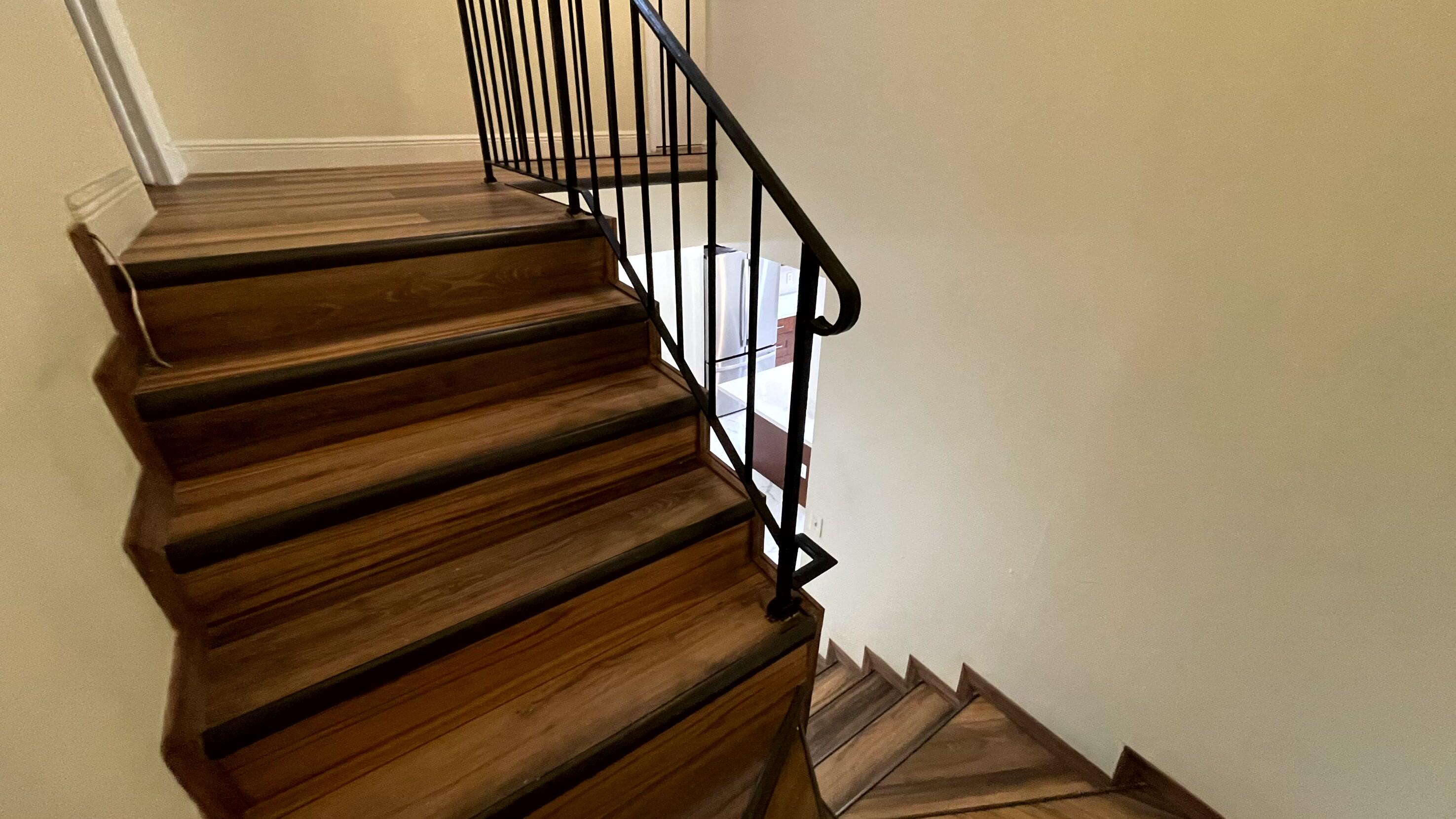 WESTVIEW CONDOMINIUM NO THREE - Residential Lease