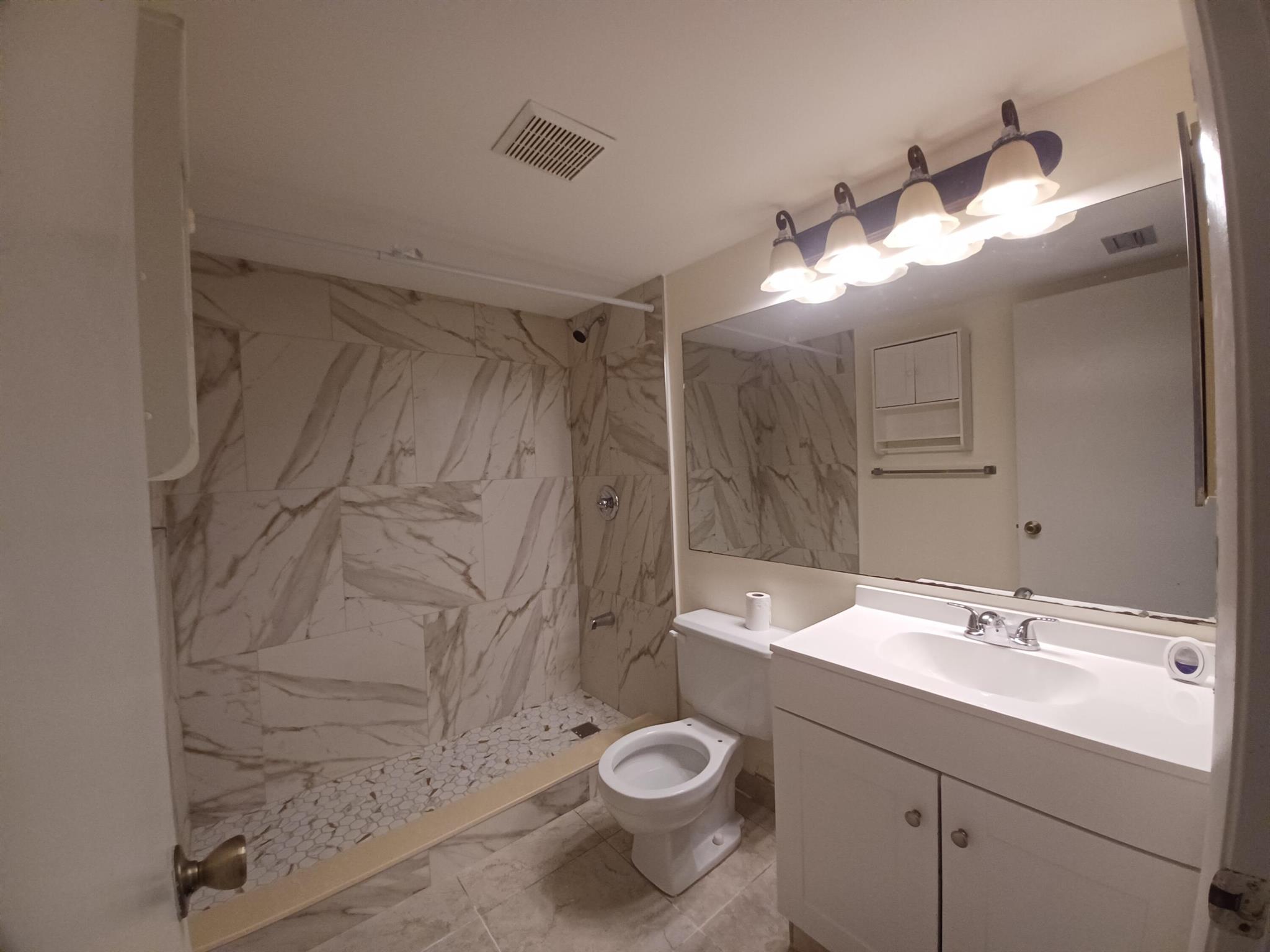 CHARTER CLUB OF PALM BEACH CONDO - Residential Lease