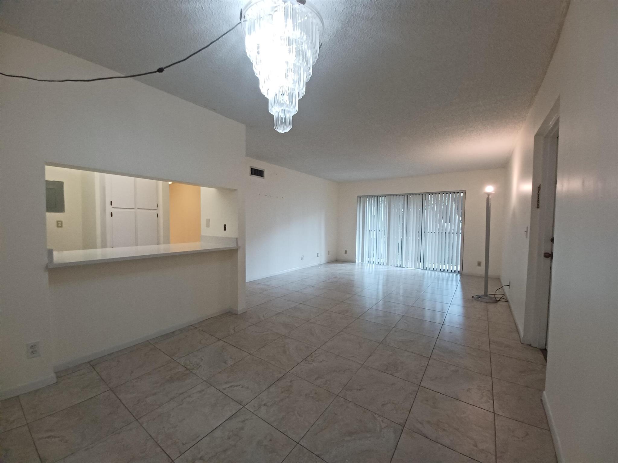 CHARTER CLUB OF PALM BEACH CONDO - Residential Lease