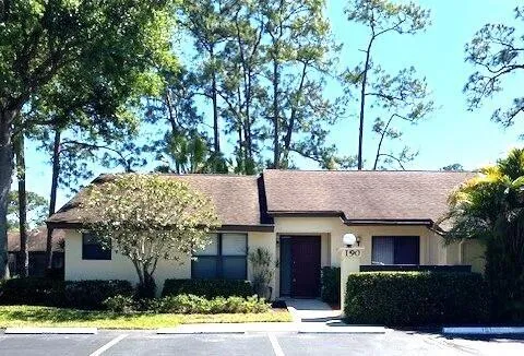 190 Mastic Tree Court, Royal Palm Beach, FL MLS: R11070803