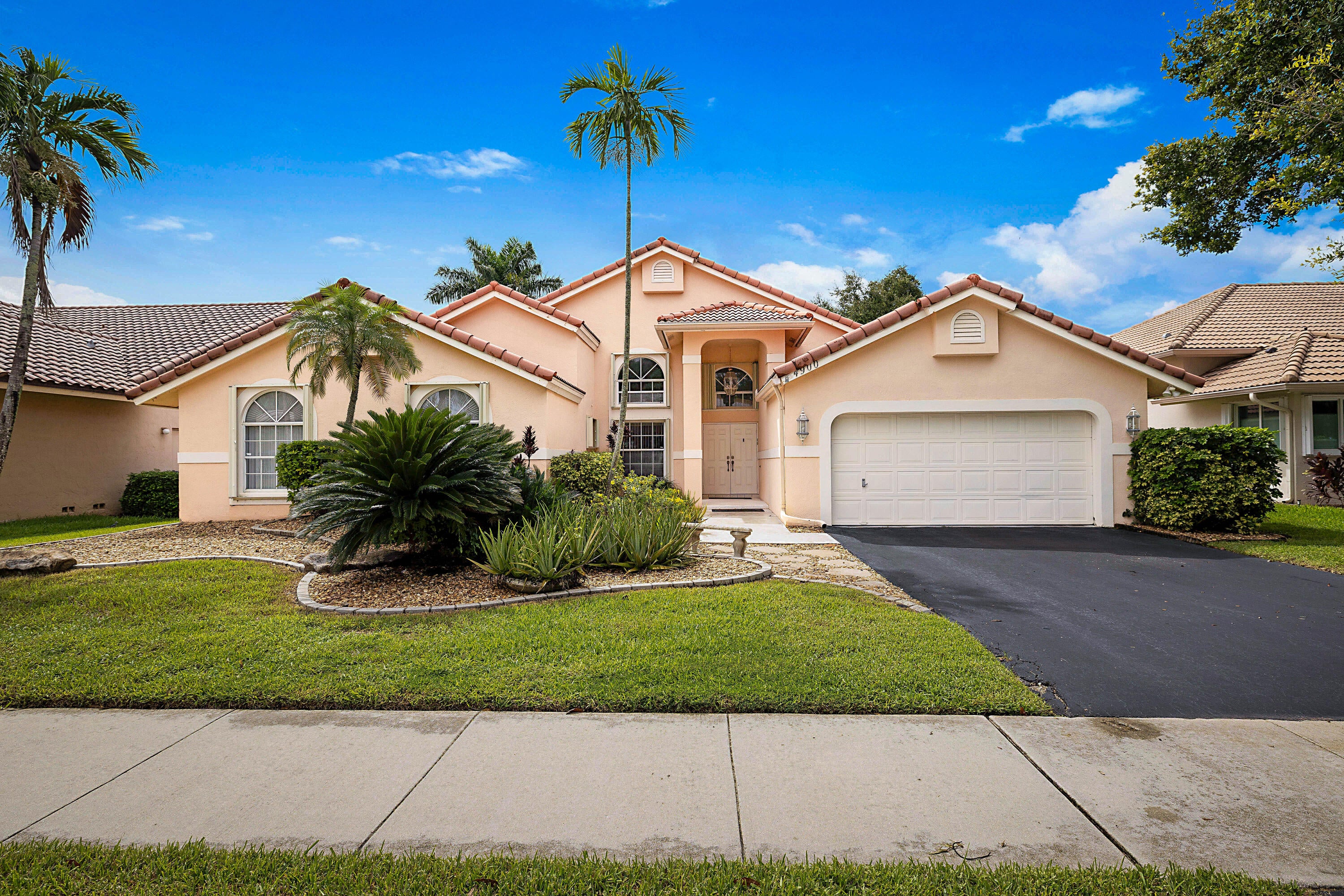4900 NW 100TH Terrace
