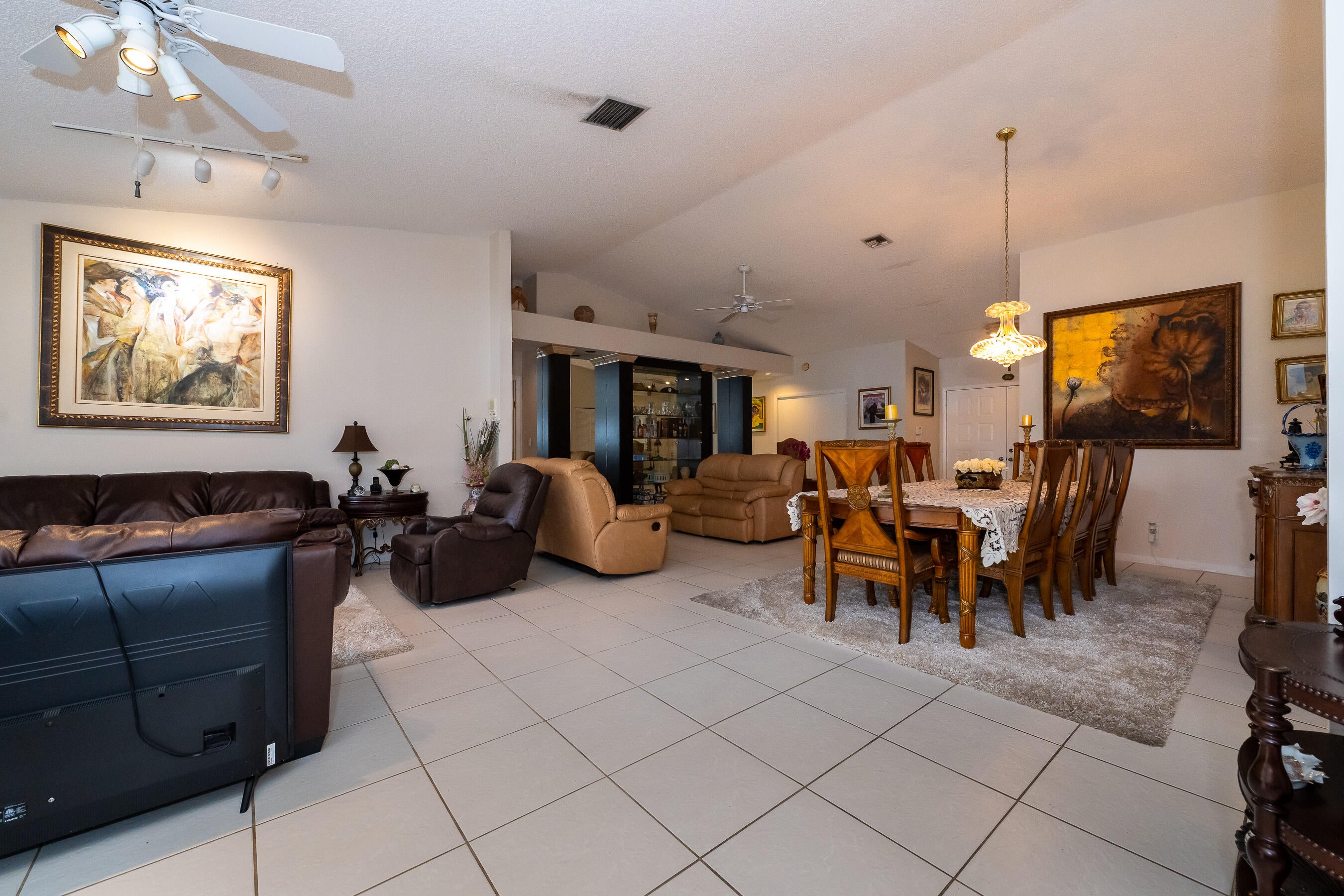 3973 SUMMER CHASE Court