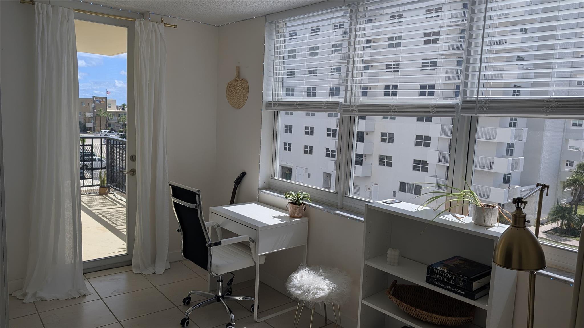 Oxford Towers - Residential Lease