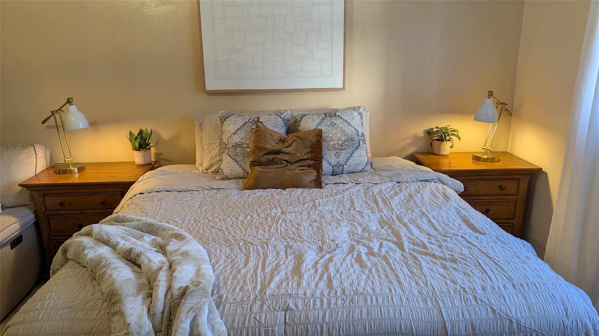 Oxford Towers - Residential Lease