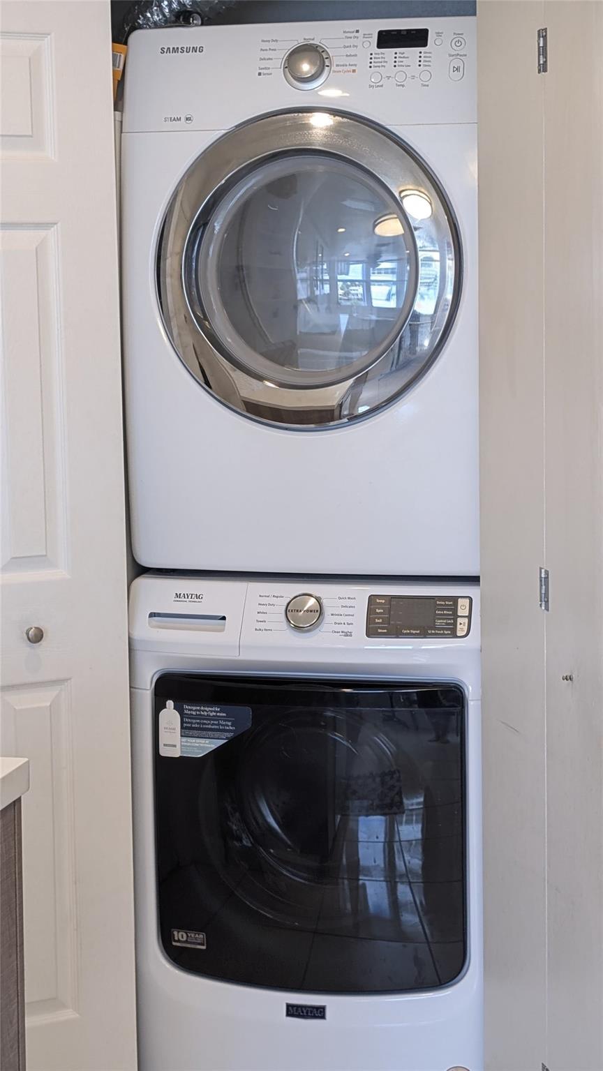 Oxford Towers - Residential Lease