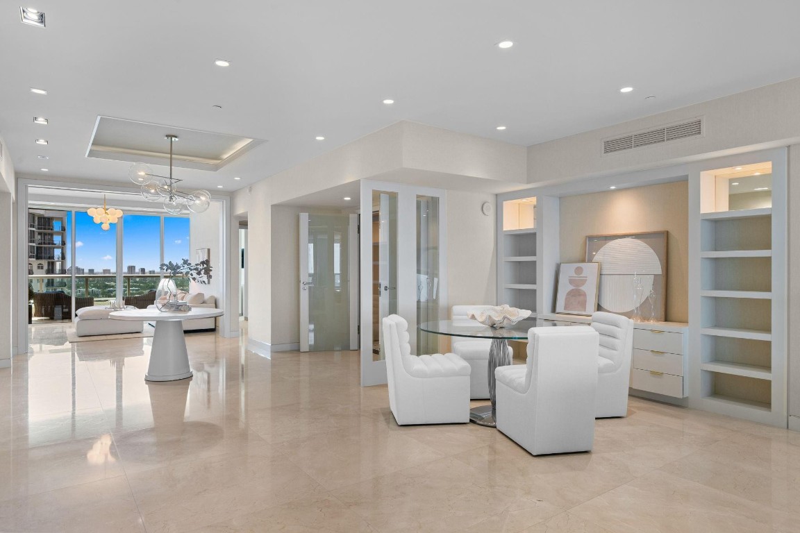 101 S Fort Lauderdale Beach Boulevard PH 2703