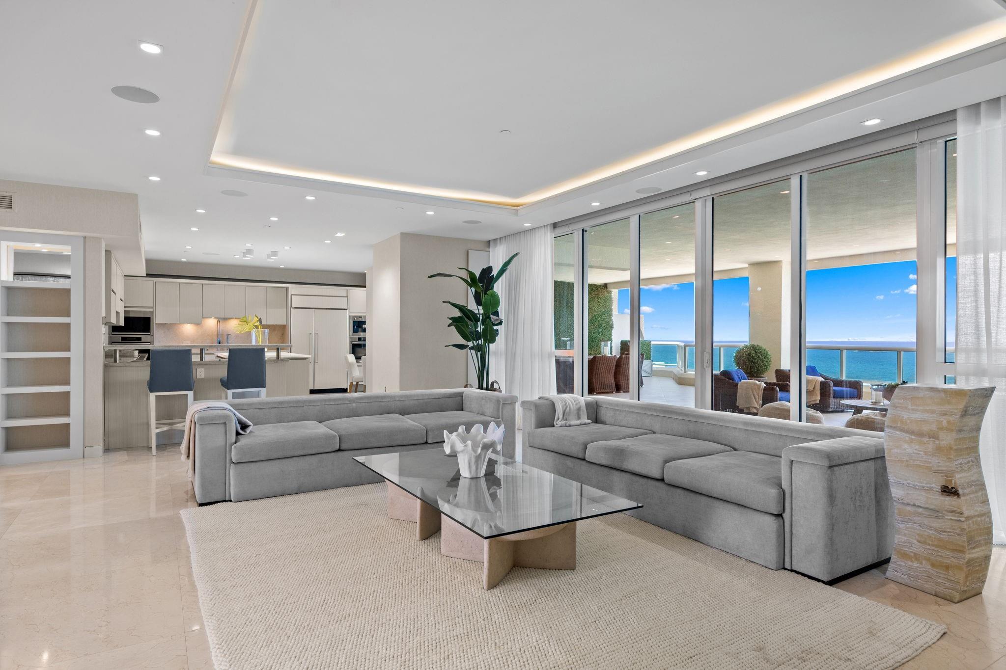 LAS OLAS BEACH CLUB - Residential Lease