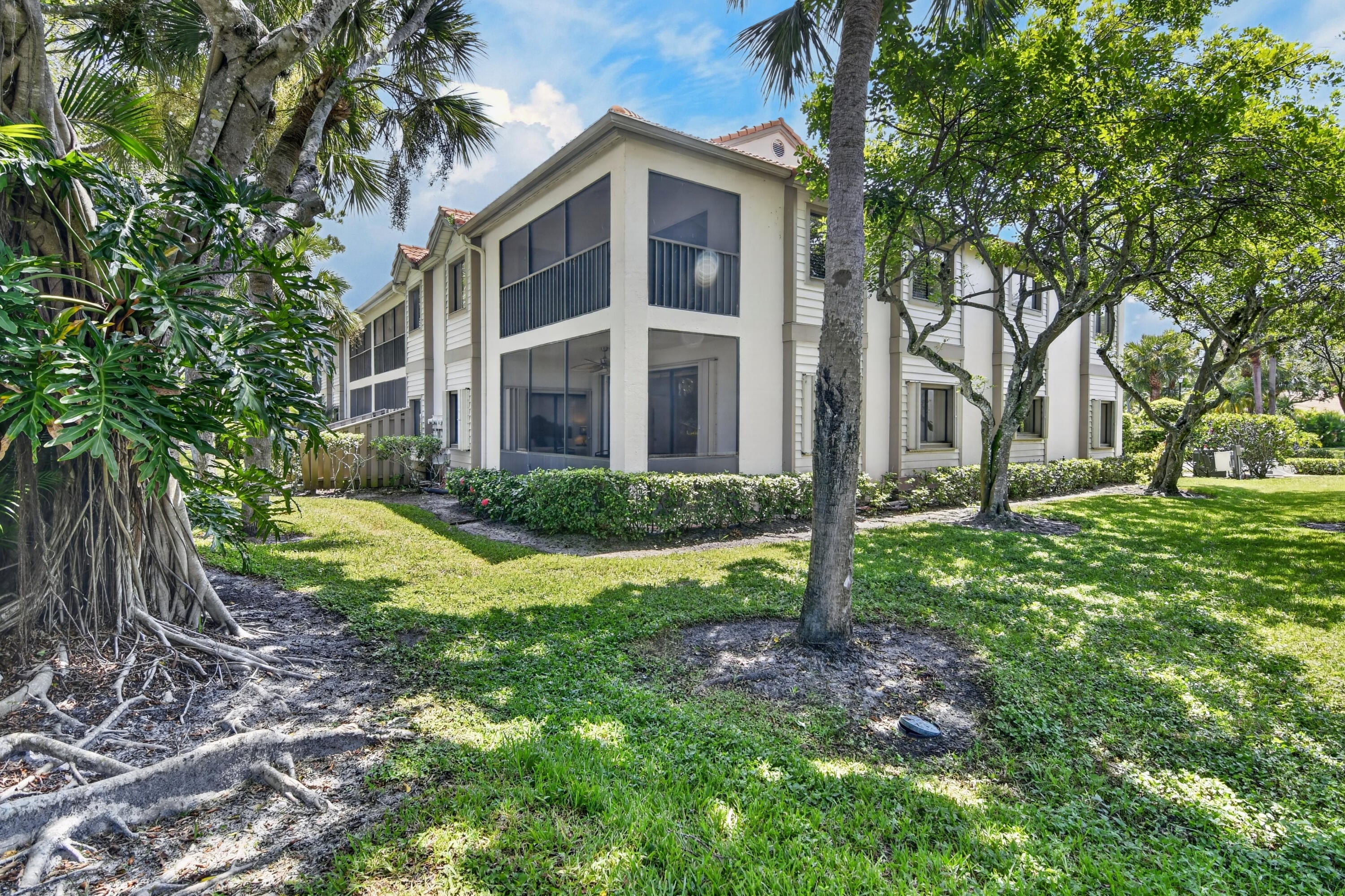 1143 Duncan Circle Unit 101