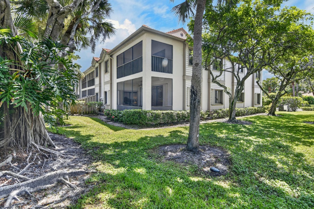 Photo of 1143 Duncan Circle #Unit 101, Palm Beach Gardens, FL 33418 (MLS # B26056641)