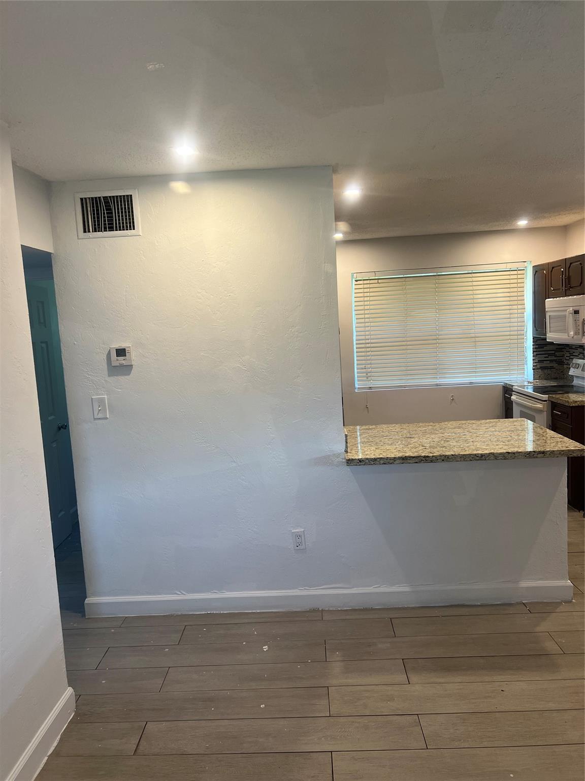 Welwyn Manor 31-2 B - Residential