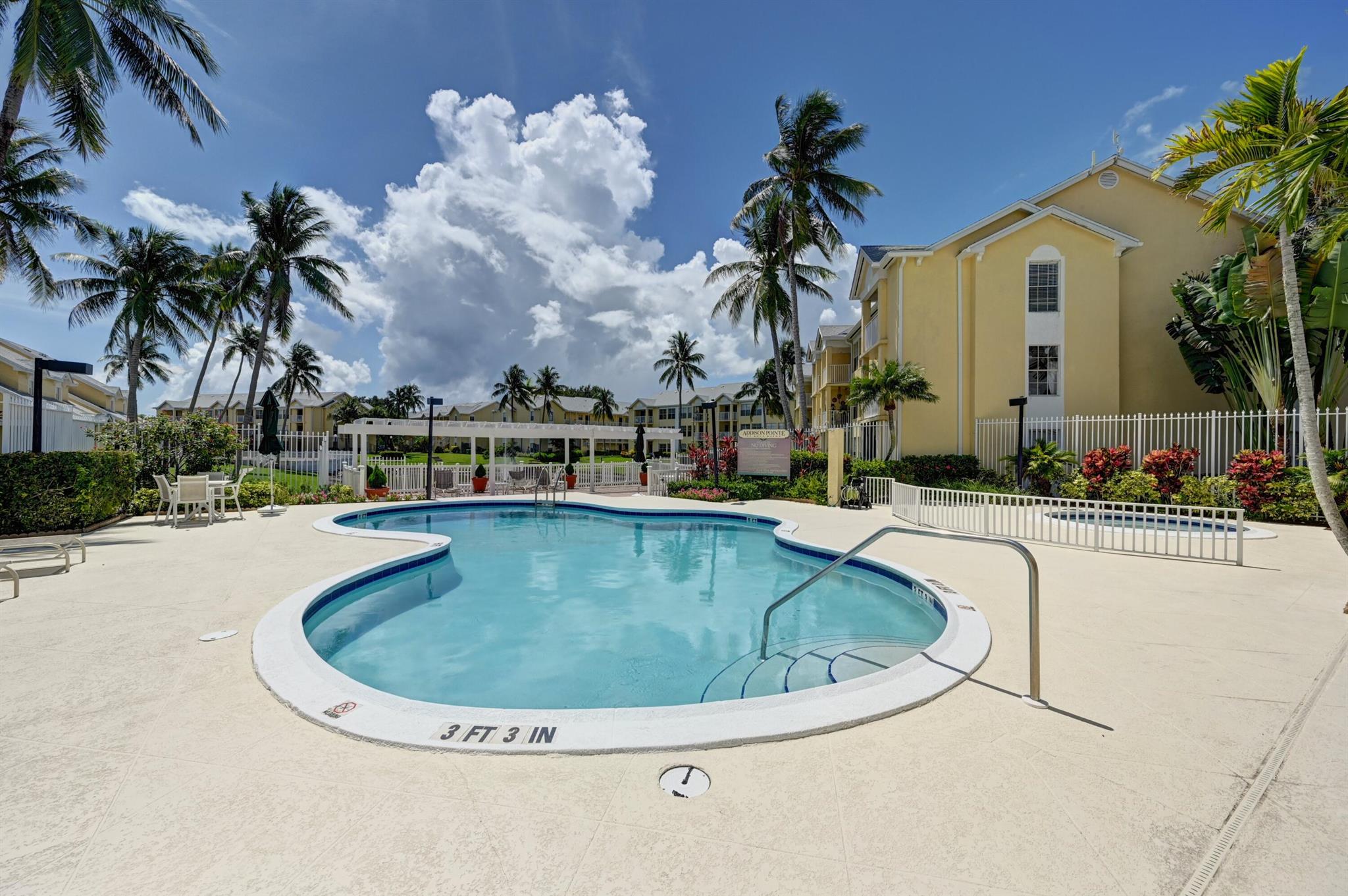 ADDISON POINTE - Residential