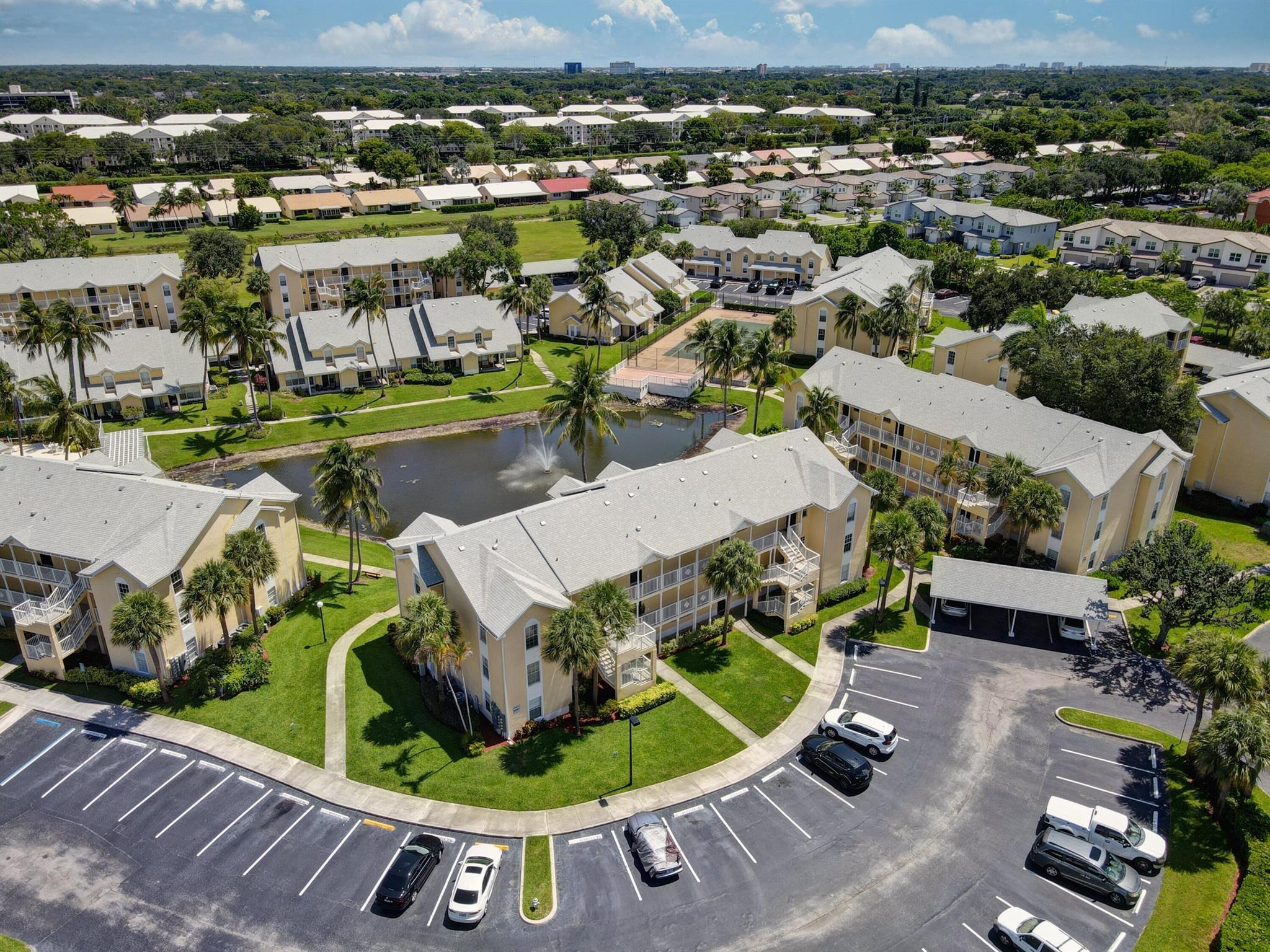 ADDISON POINTE - Residential