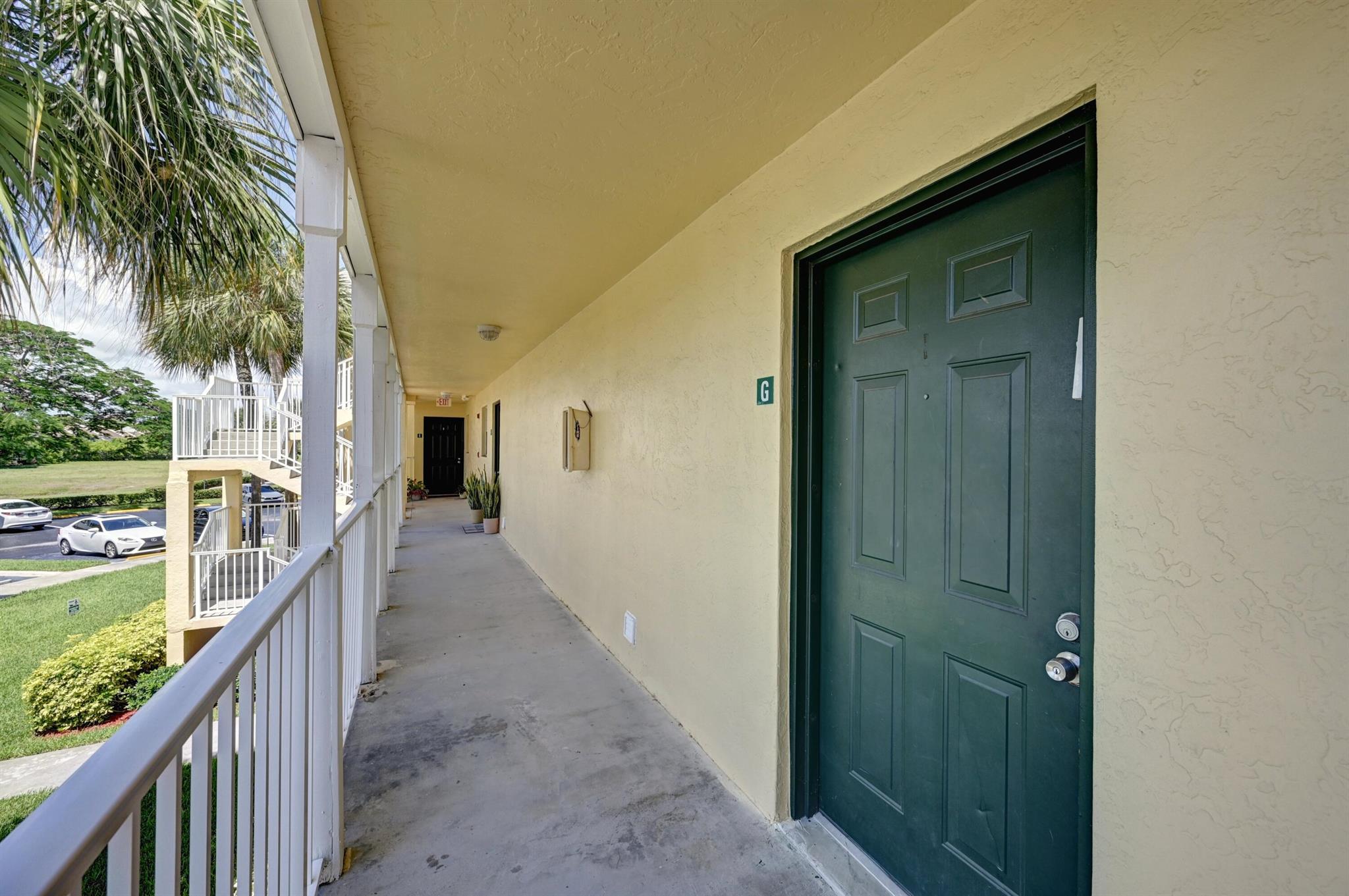 ADDISON POINTE - Residential