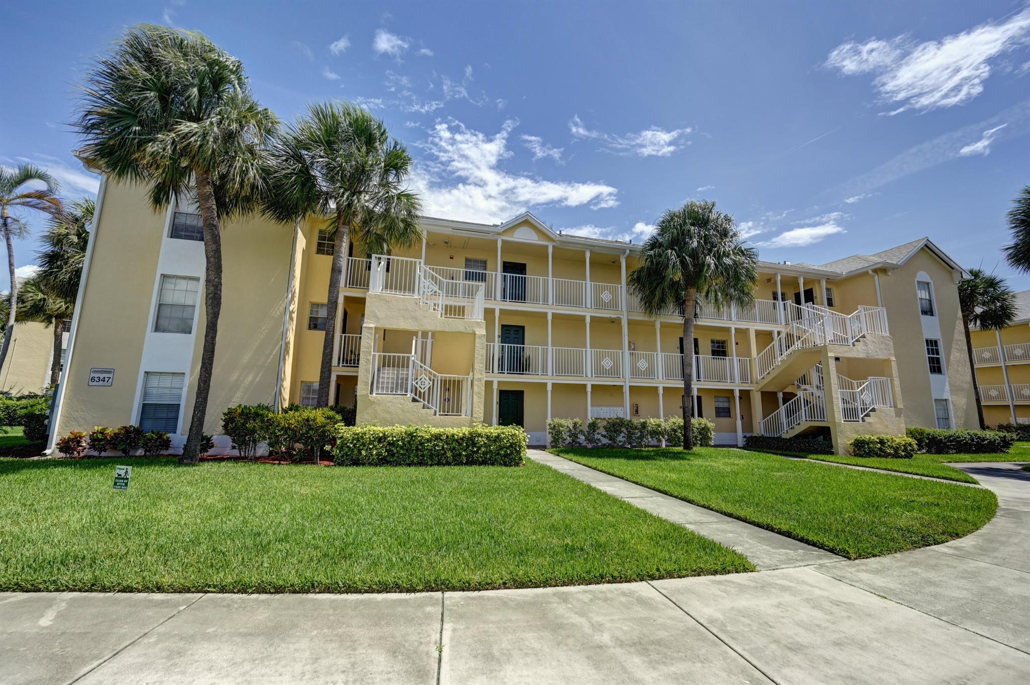 ADDISON POINTE - Residential