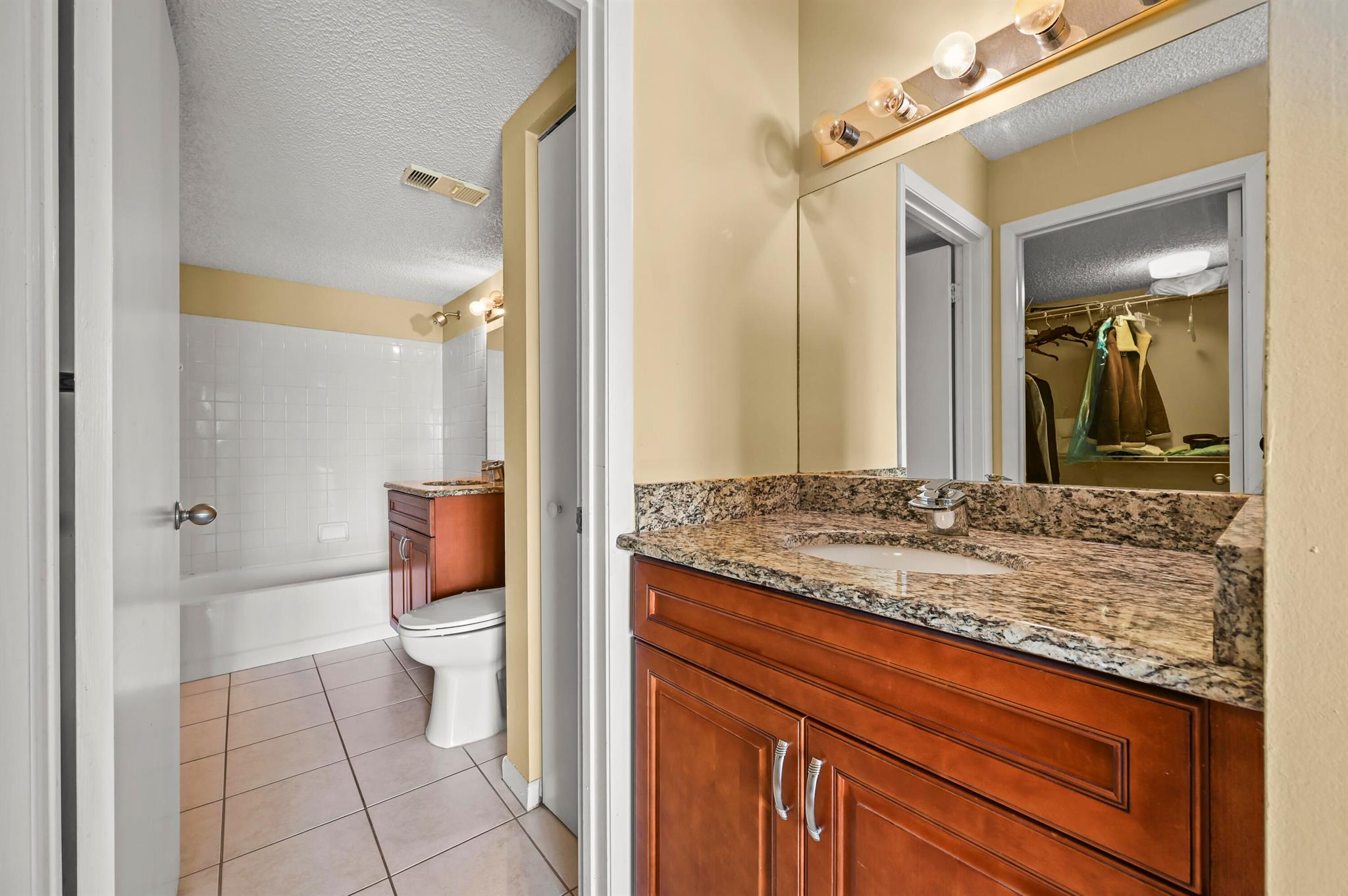 ADDISON POINTE - Residential