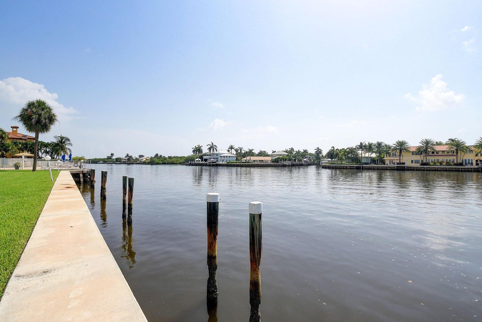 SNUG HARBOR GARDENS CONDO - Residential