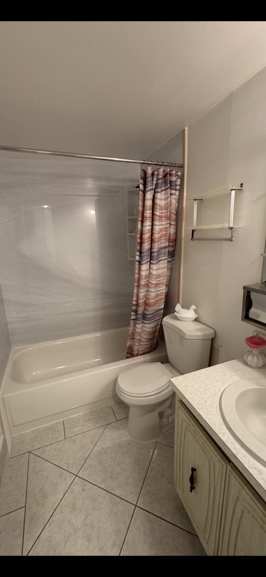 SNUG HARBOR GARDENS CONDO - Residential