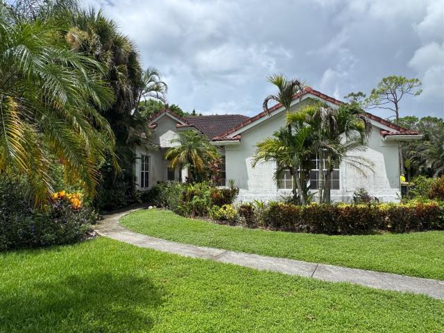 18554 SE OLD TRAIL Drive E