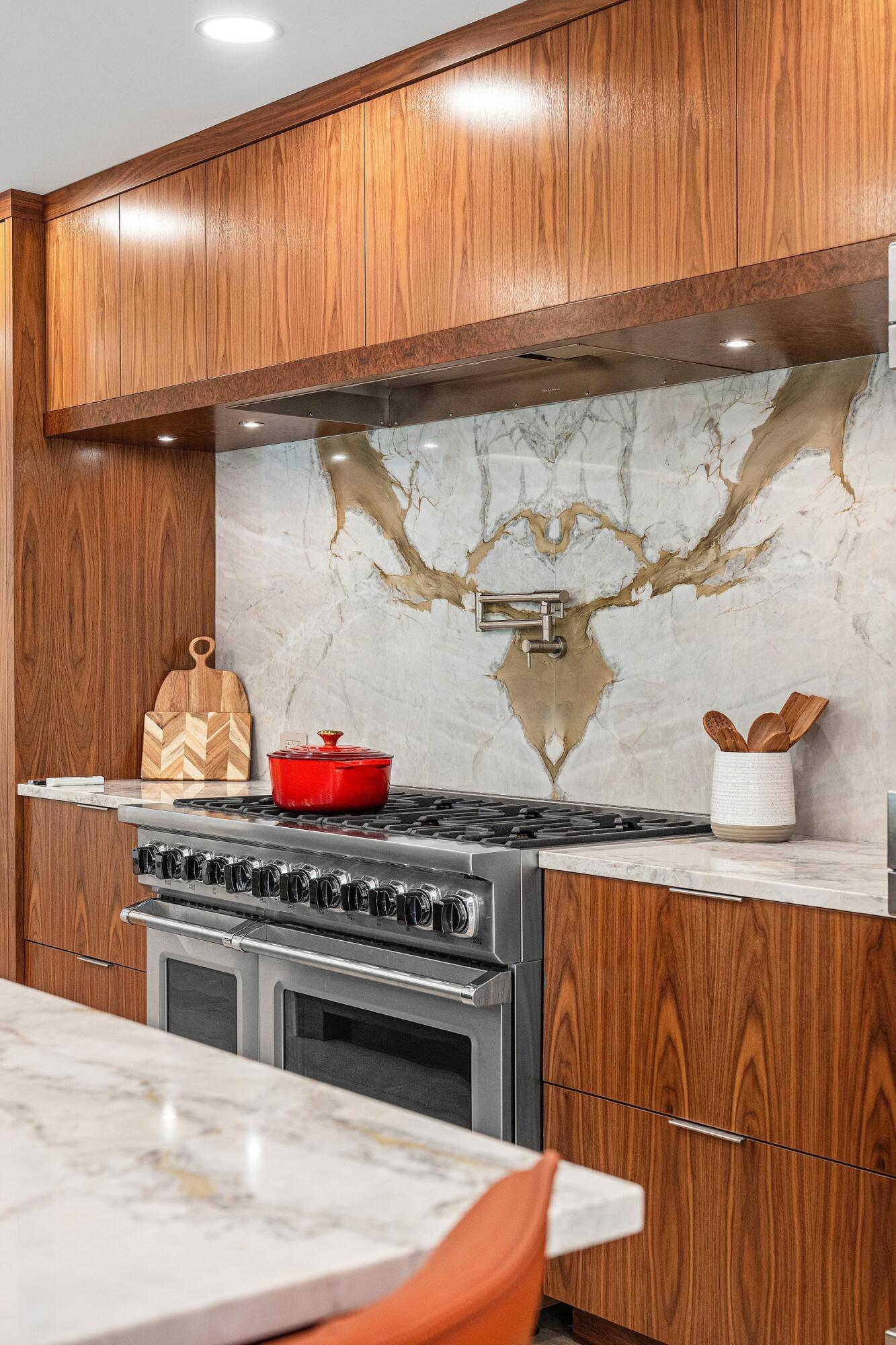 LITTLE POND PARK RESIDENCES CONDO - Residential