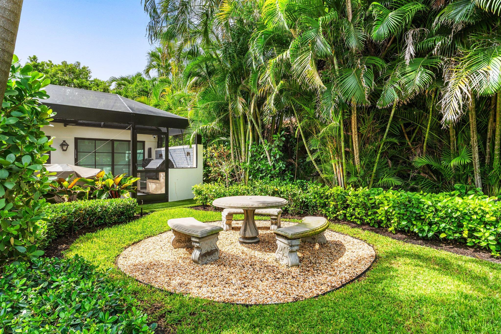 LITTLE POND PARK RESIDENC - Residential