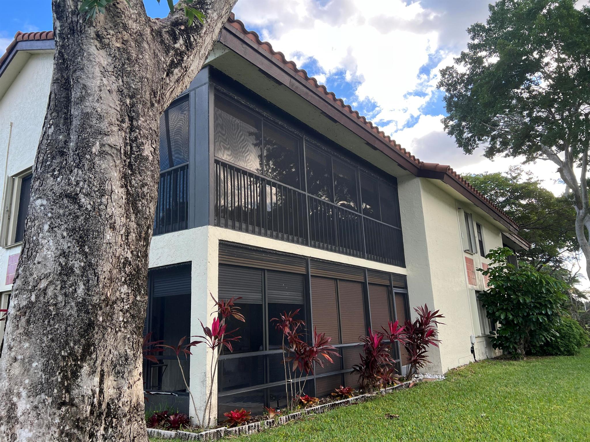 PALM CHASE CONDO - Residential