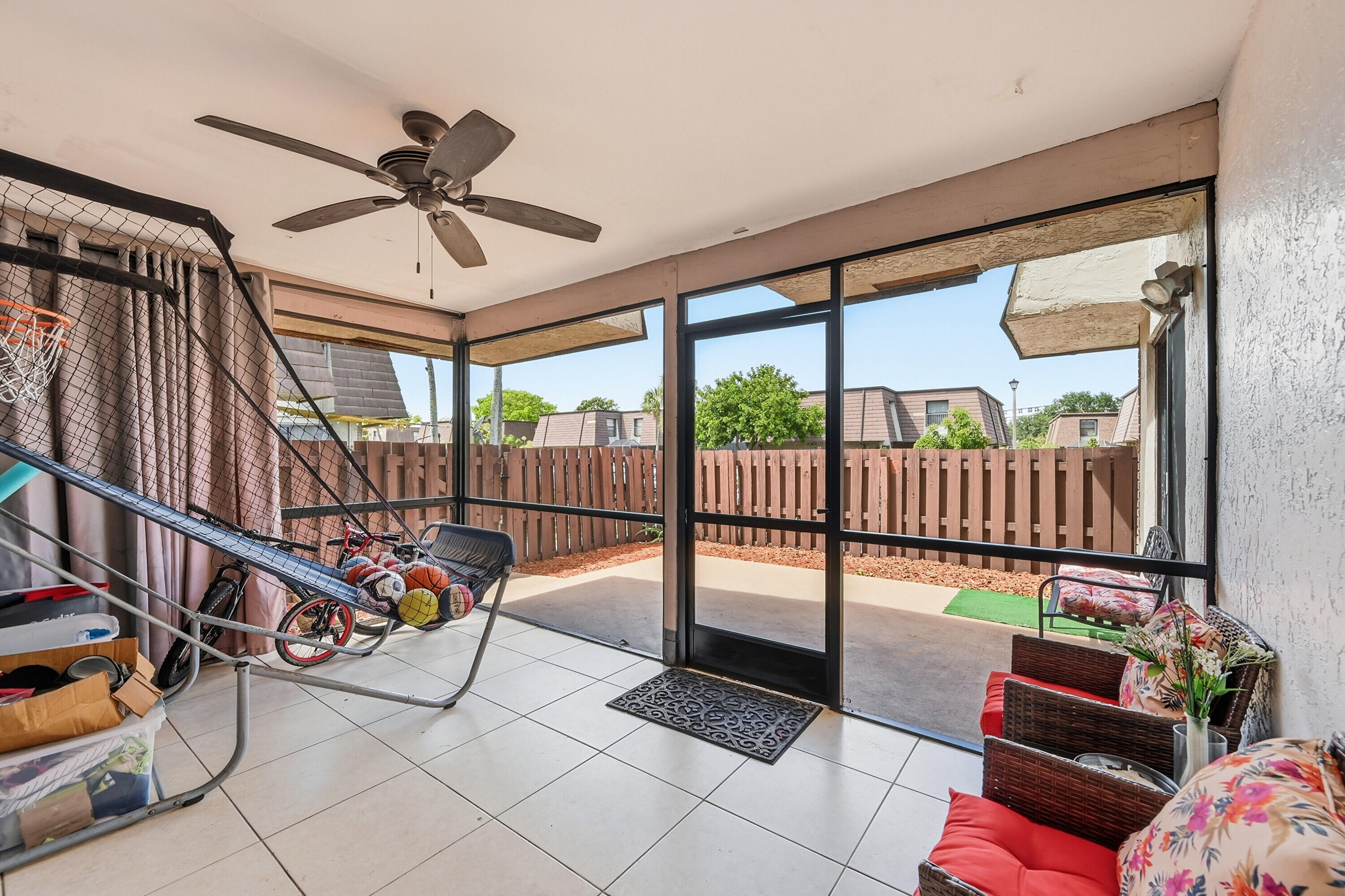 PARKSIDE - Residential Lease