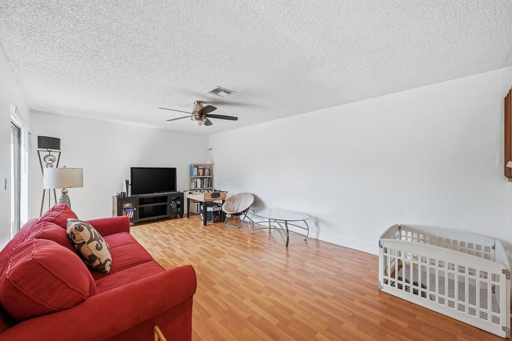 Photo of 2498 NW 99th Avenue, Coral Springs, FL 33065 (MLS # B26014919)