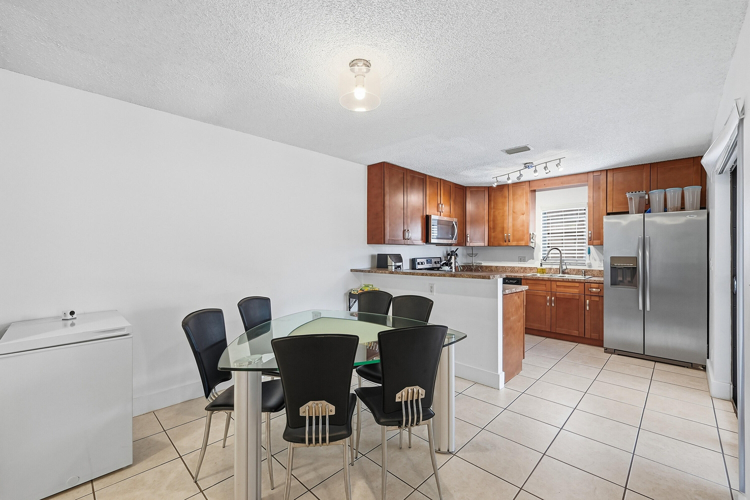 PARKSIDE - Residential Lease