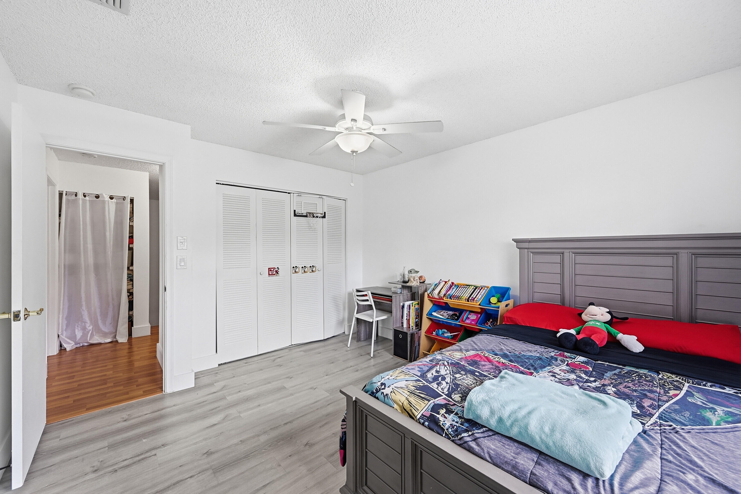 PARKSIDE - Residential Lease