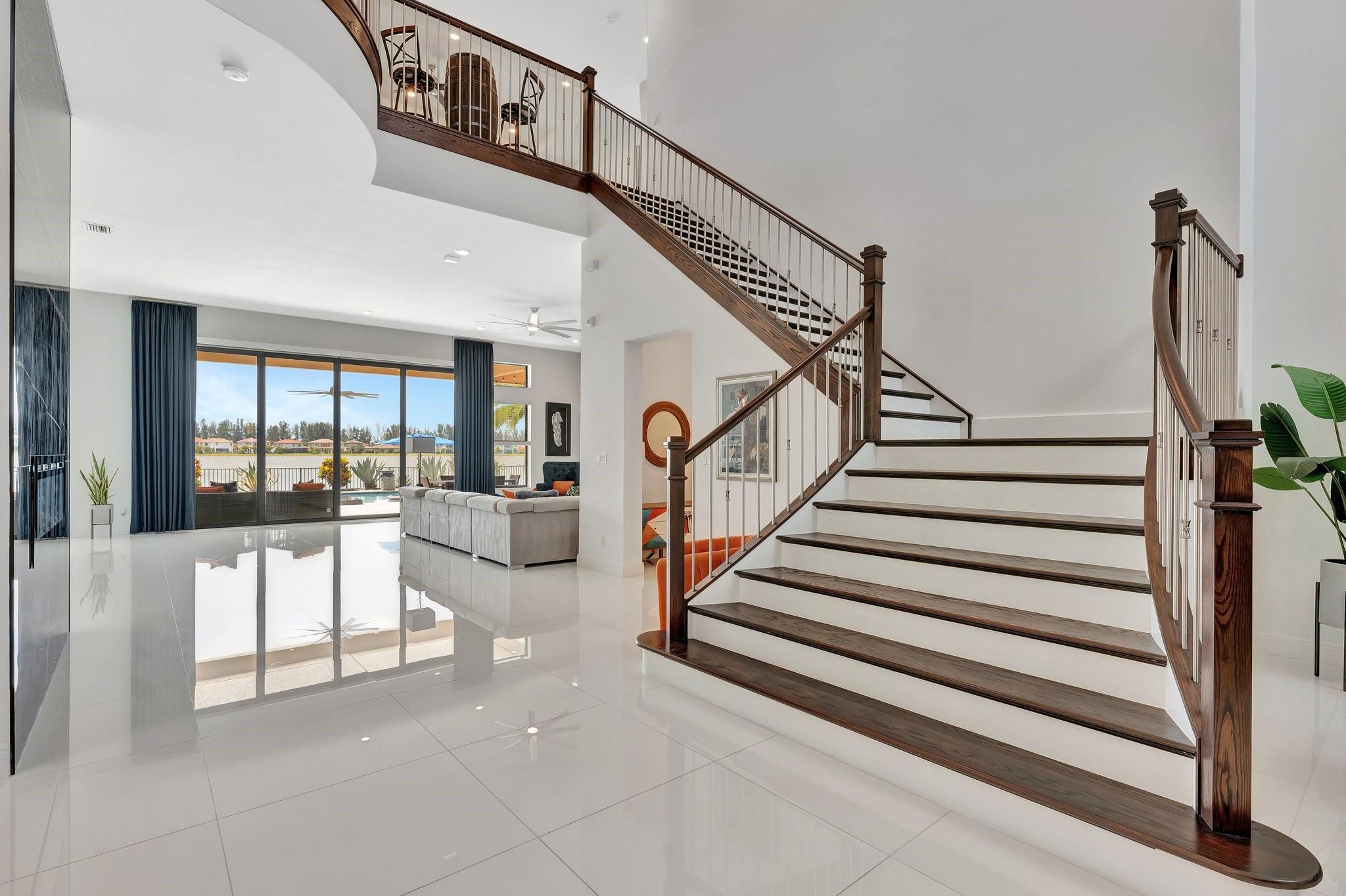 9125 Parkland Bay Dr