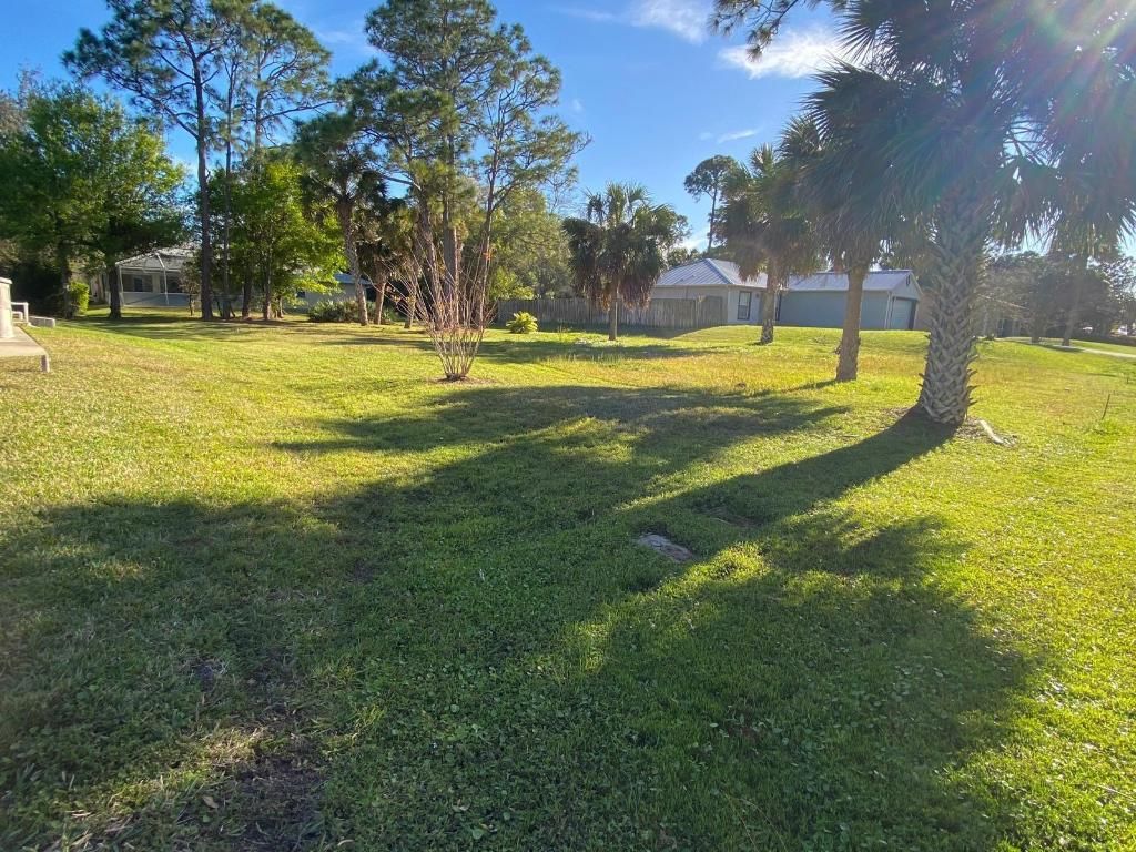 Photo of 674 Brookedge Terrace, Sebastian, FL 32958 (MLS # R11010531)