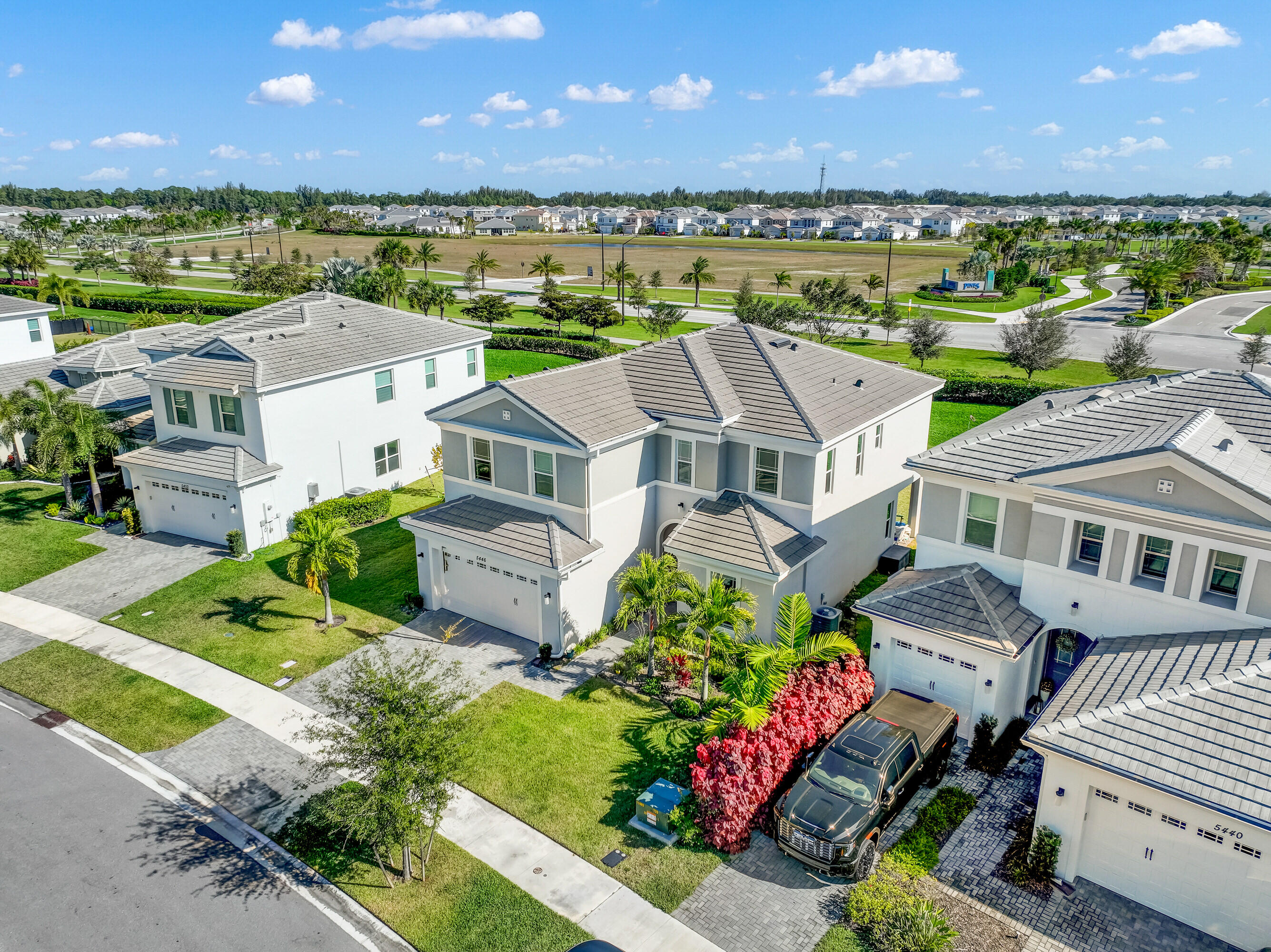 ORCHARDS OF WESTLAKE PHASE 1 - Residential