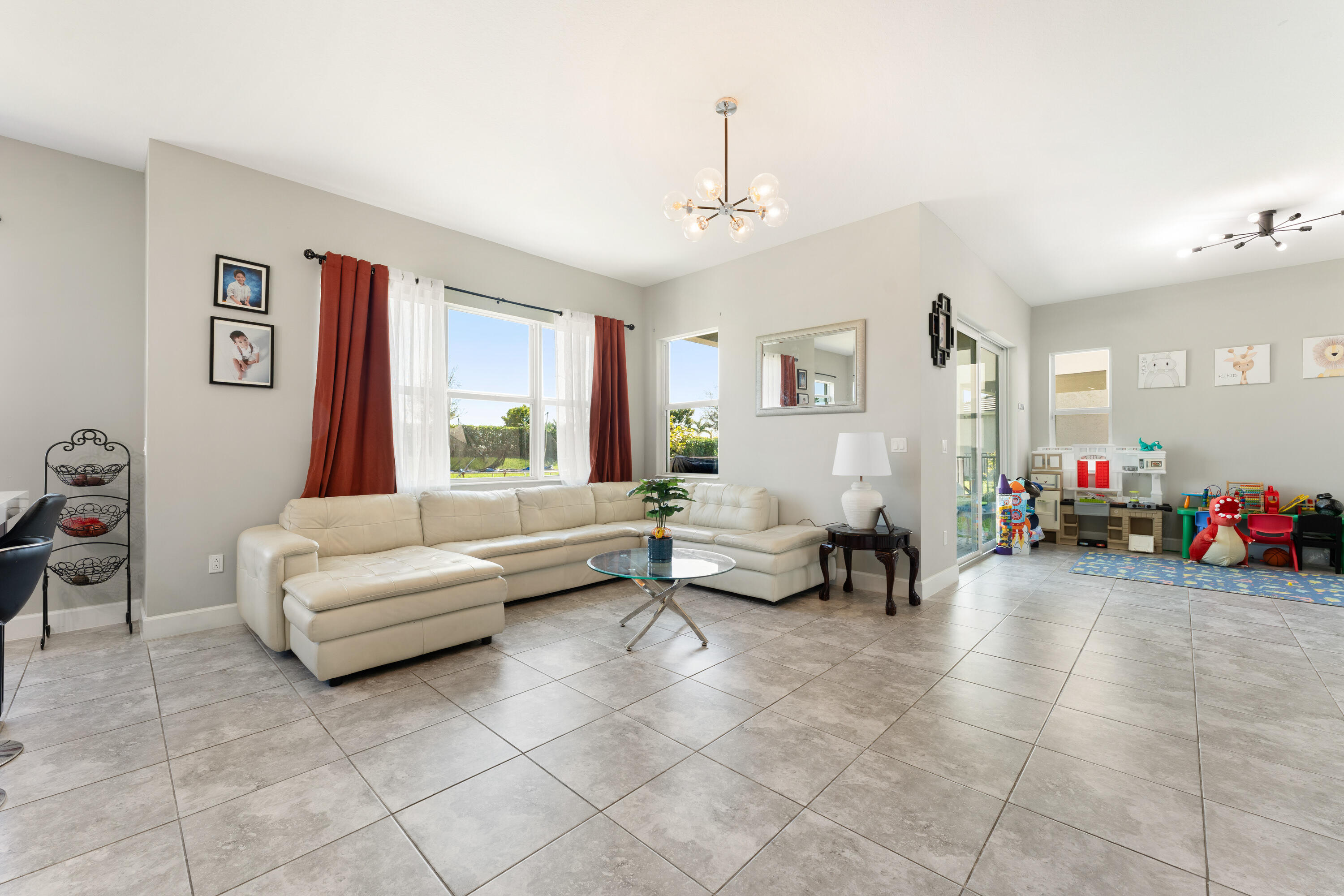 ORCHARDS OF WESTLAKE PHASE 1 - Residential