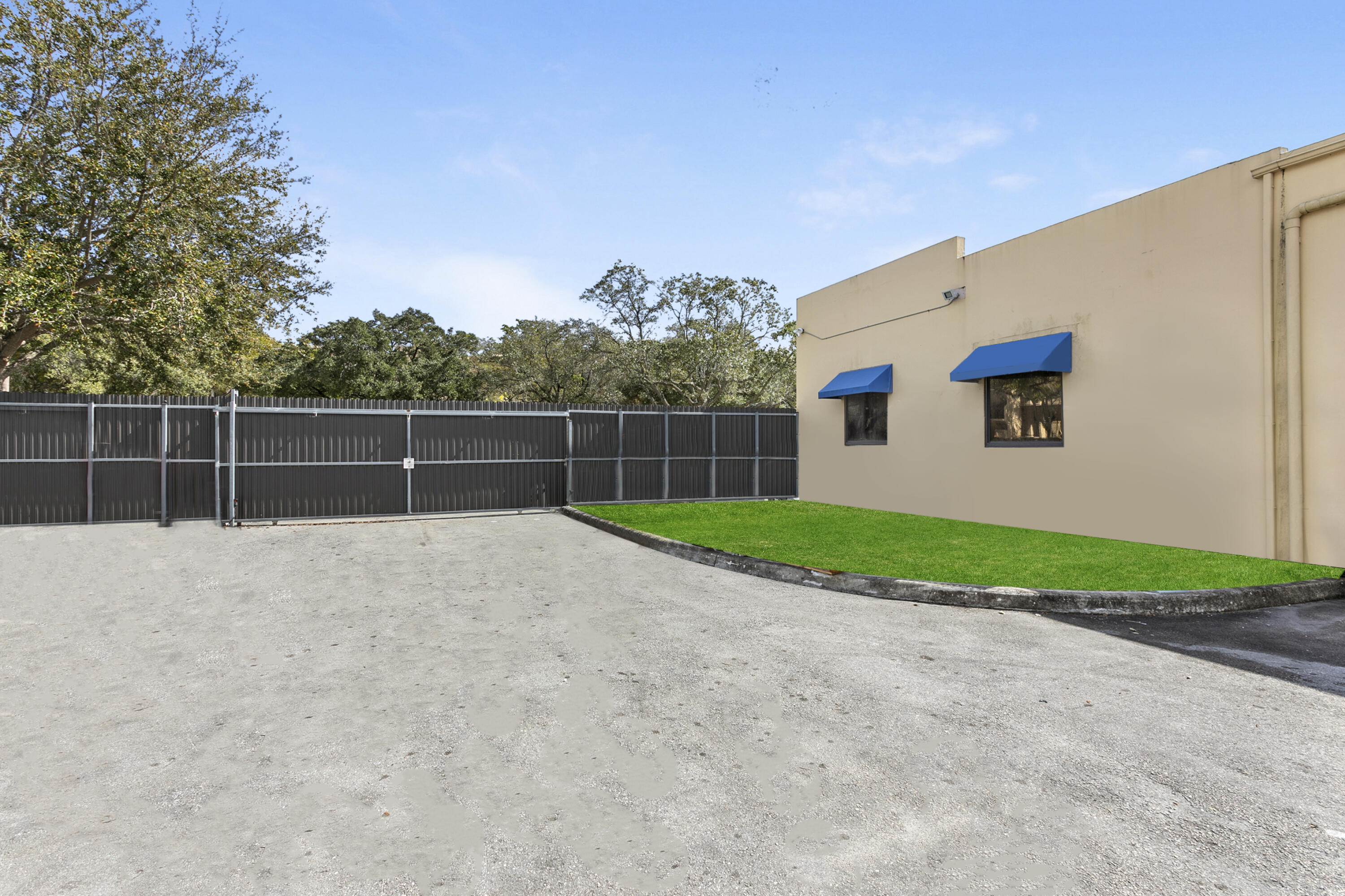 BLUE LAKE INDUSTRIAL PARK - Commercial Sale