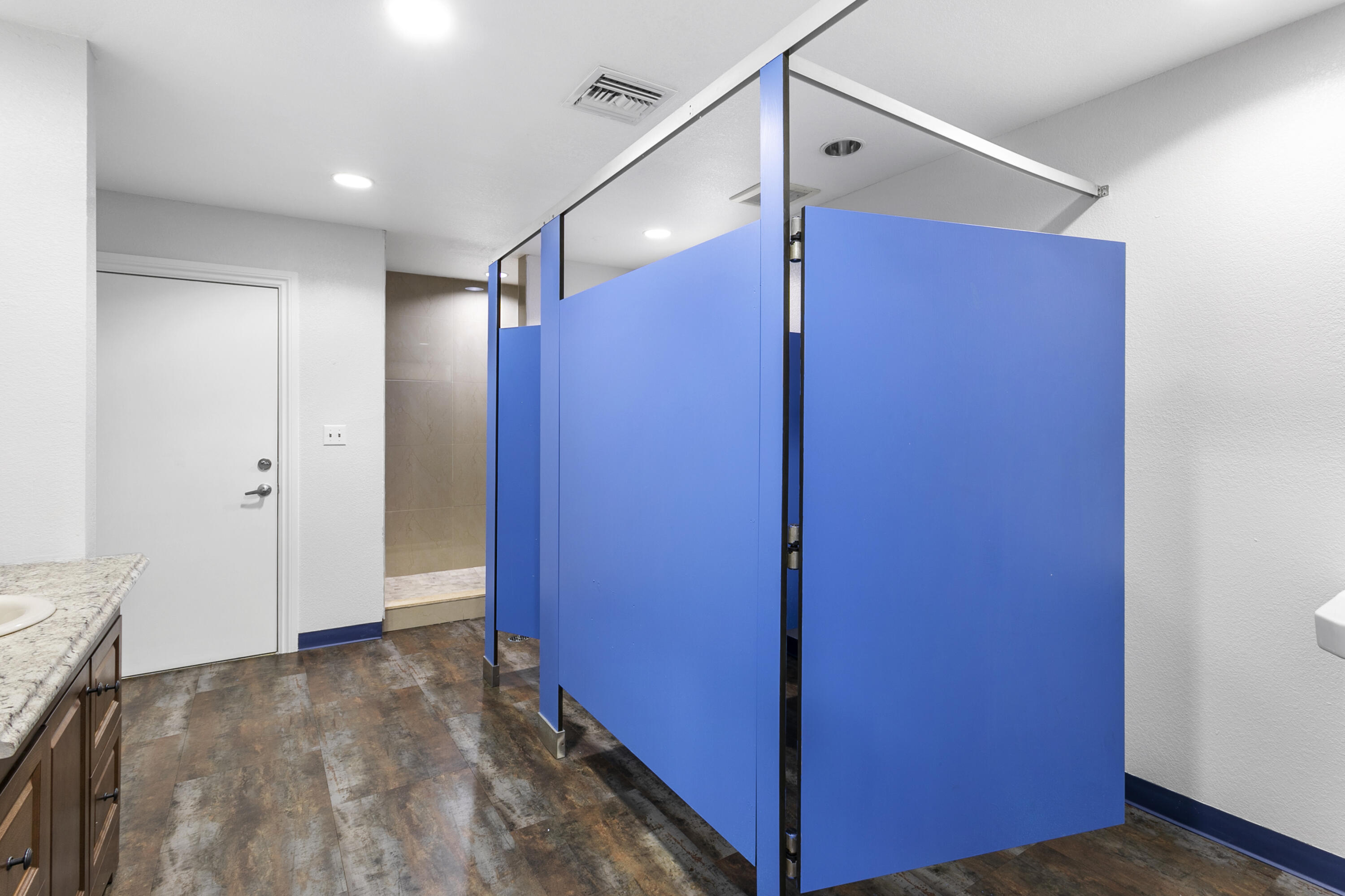 BLUE LAKE INDUSTRIAL PARK - Commercial Sale