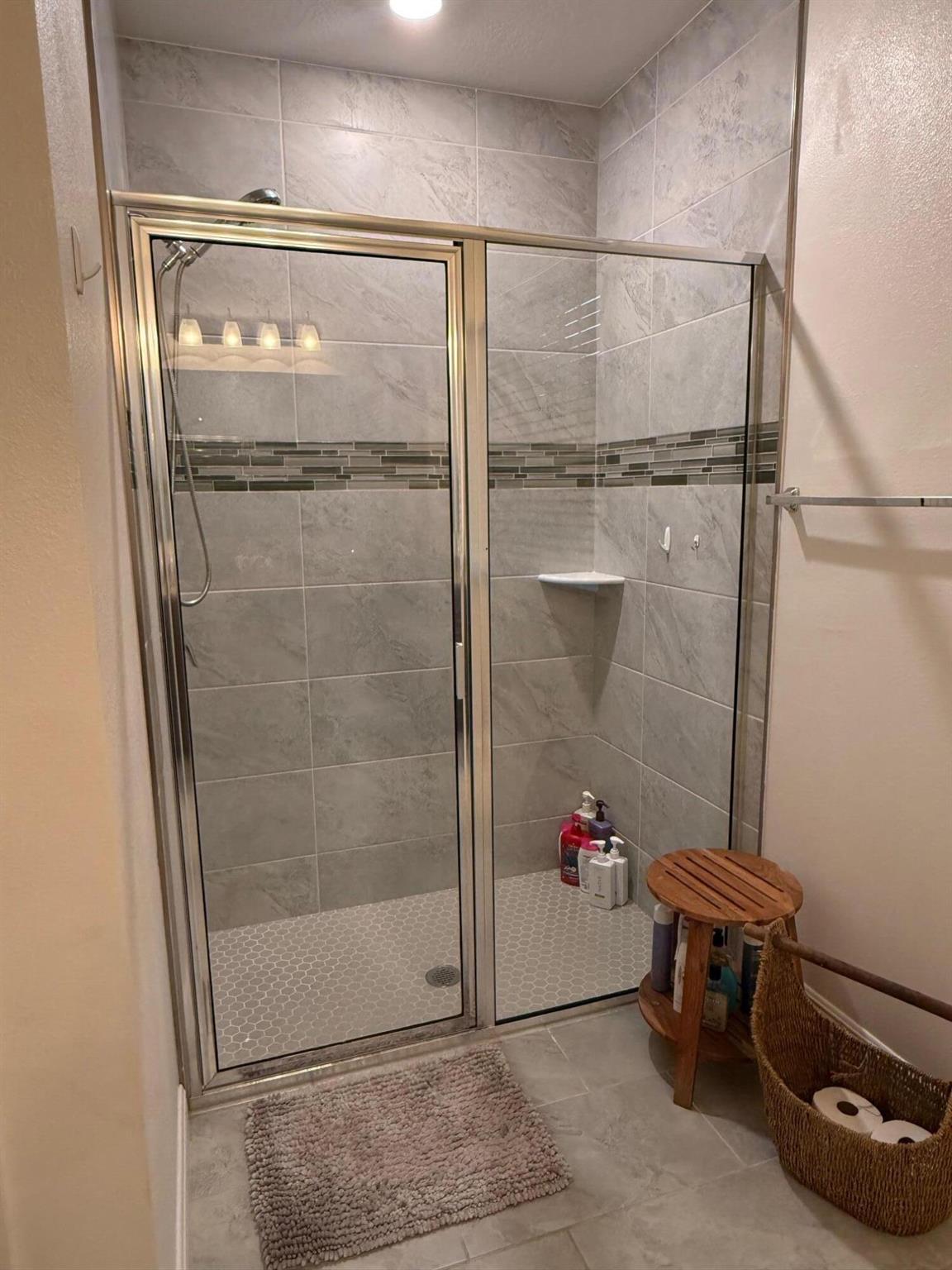 PORT ST LUCIE SECTION 33 - Residential Lease