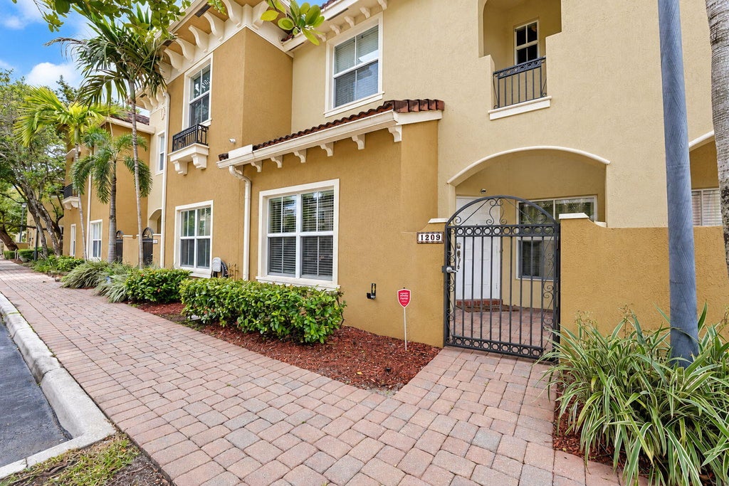 Photo of 2851 W PROSPECT Road #1209, Tamarac, FL 33309 (MLS # B26092789)