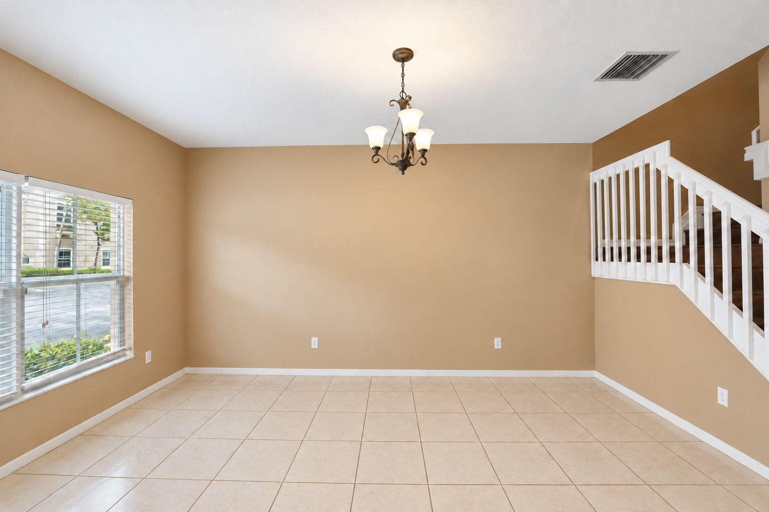 2851 W PROSPECT Road 1209