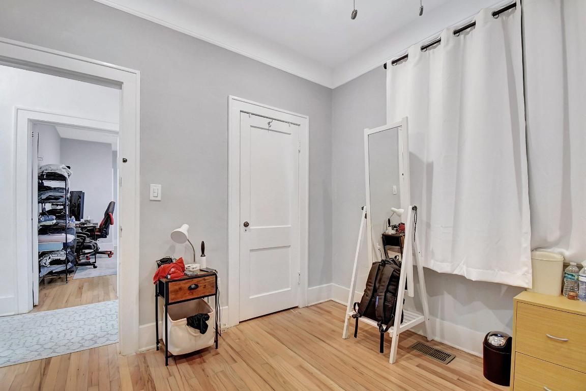 HOLLYWOOD - Residential